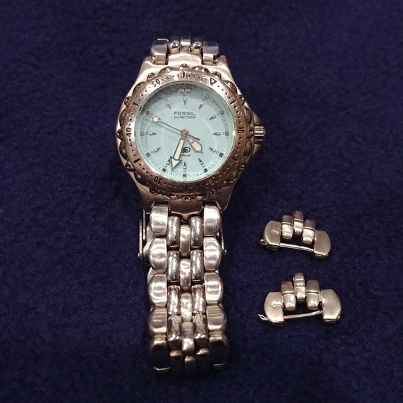 Fossil watch with extenders - Picture 2 of 4